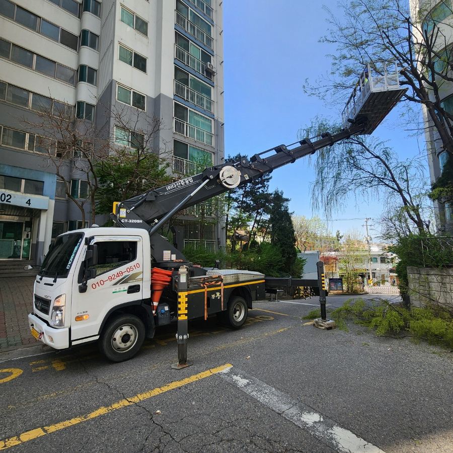 옴천면 스카이차 아파트 도색 관련 작업 - 고층 아파트 주택가 사진